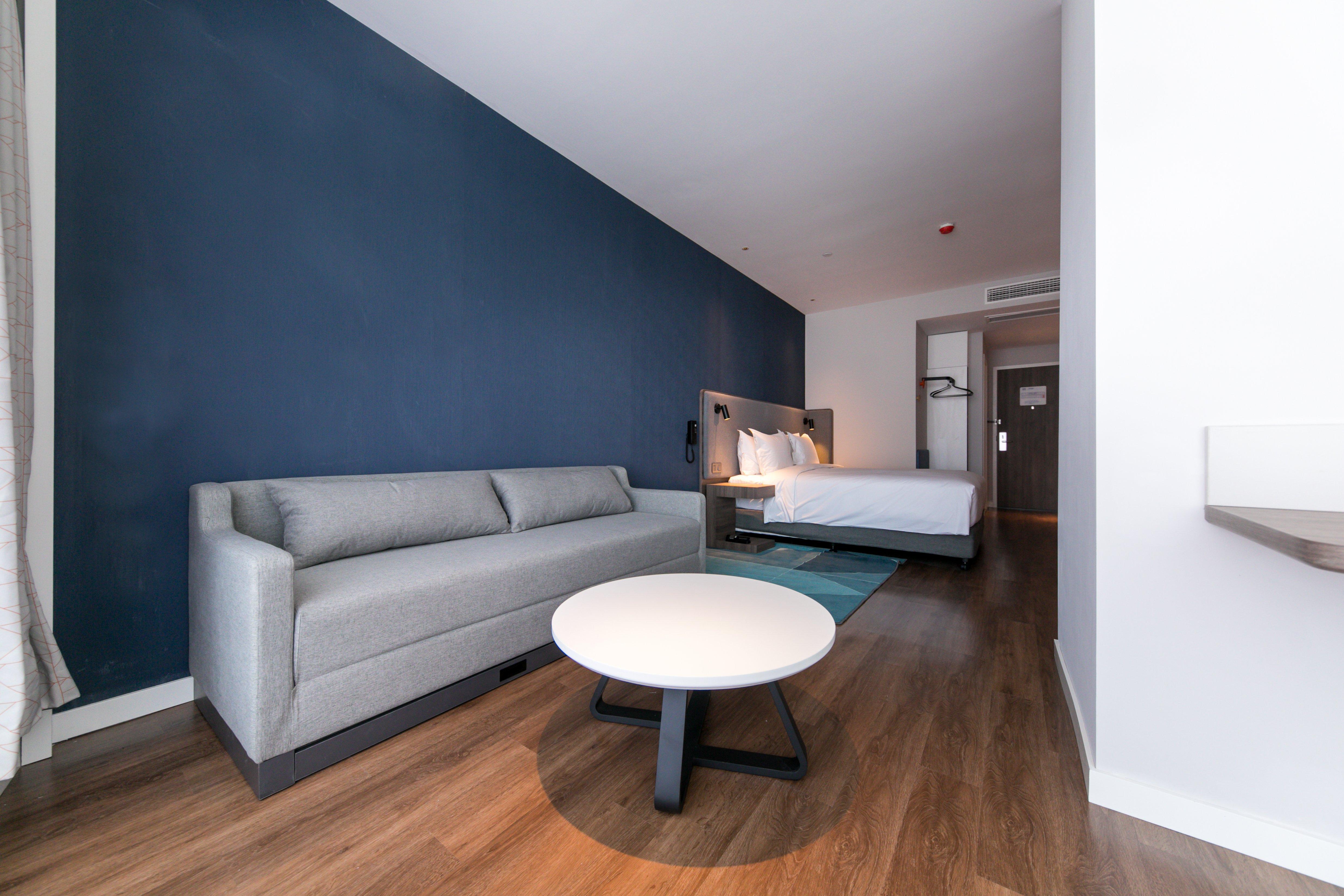 Holiday Inn Express Shanghai Tangzhen By Ihg - 20 Mins To Disney Land Exterior photo