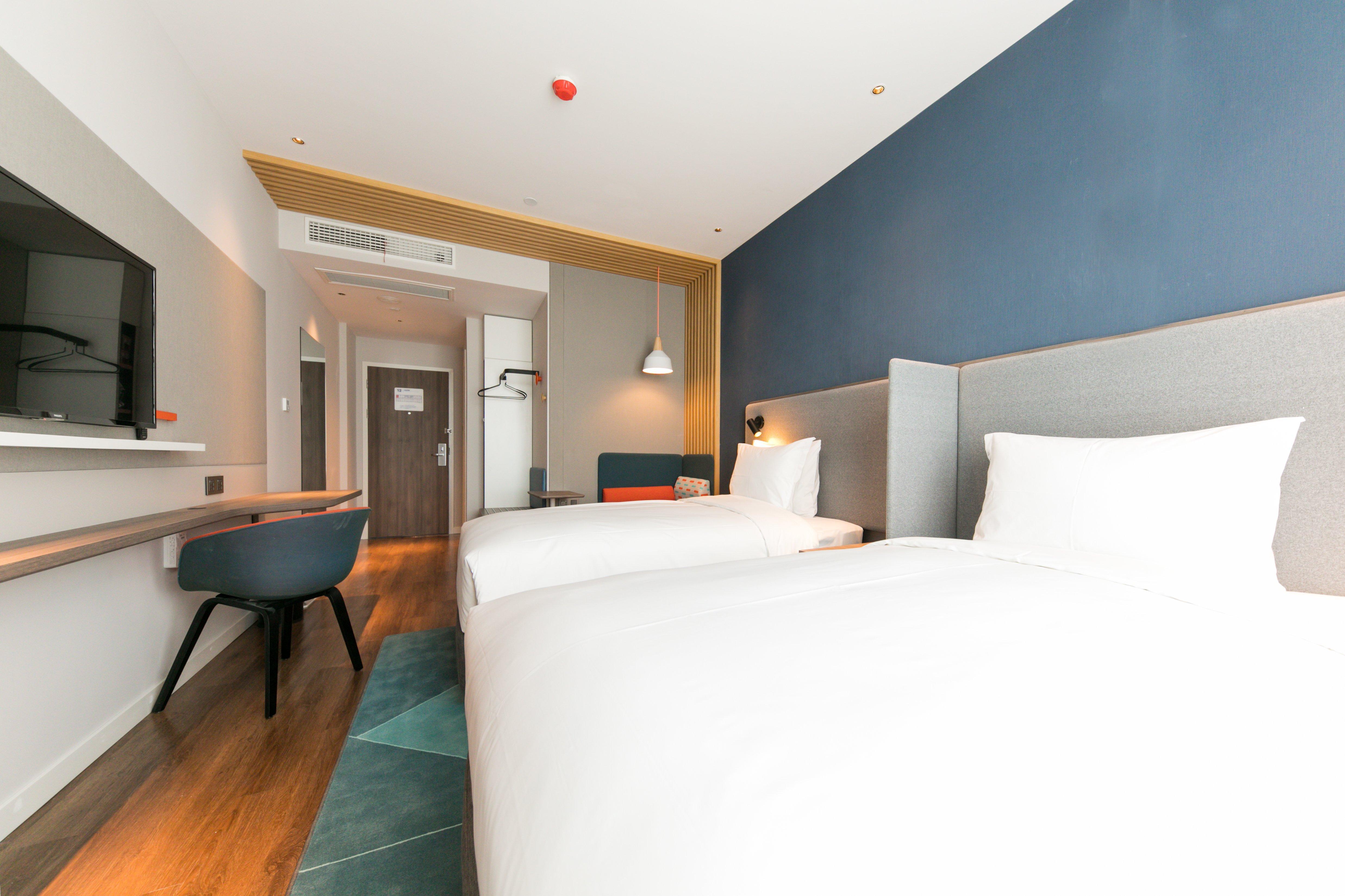 Holiday Inn Express Shanghai Tangzhen By Ihg - 20 Mins To Disney Land Exterior photo