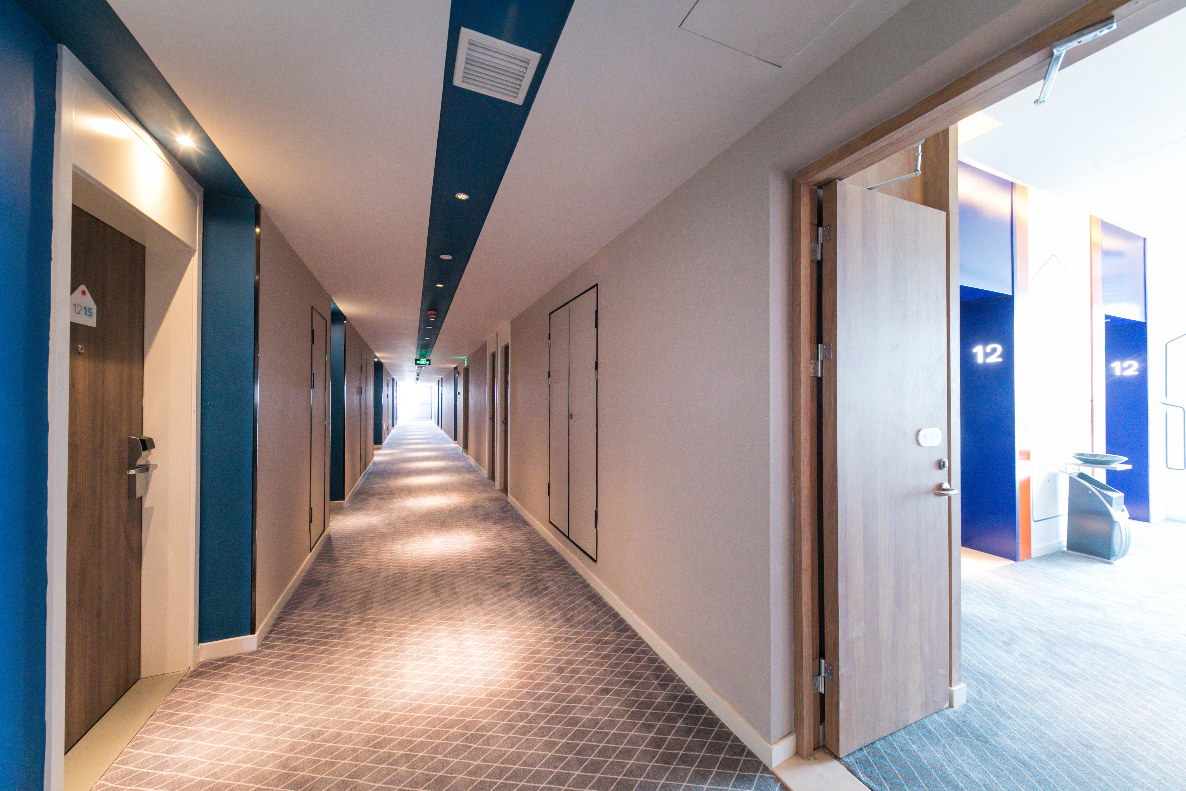 Holiday Inn Express Shanghai Tangzhen By Ihg - 20 Mins To Disney Land Exterior photo